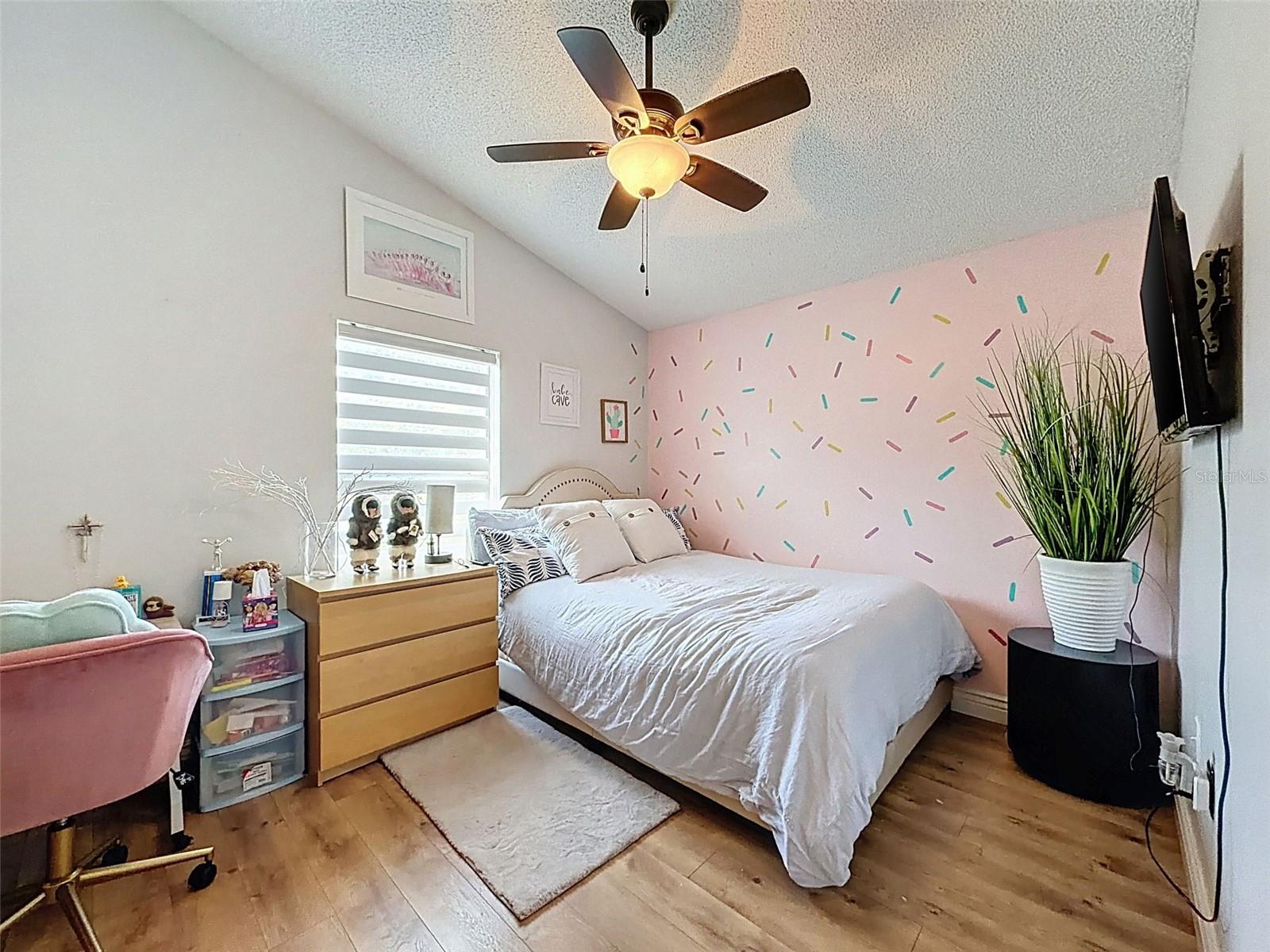 FIELDSTONE VILLAGE AT WOODFIELD - Residential