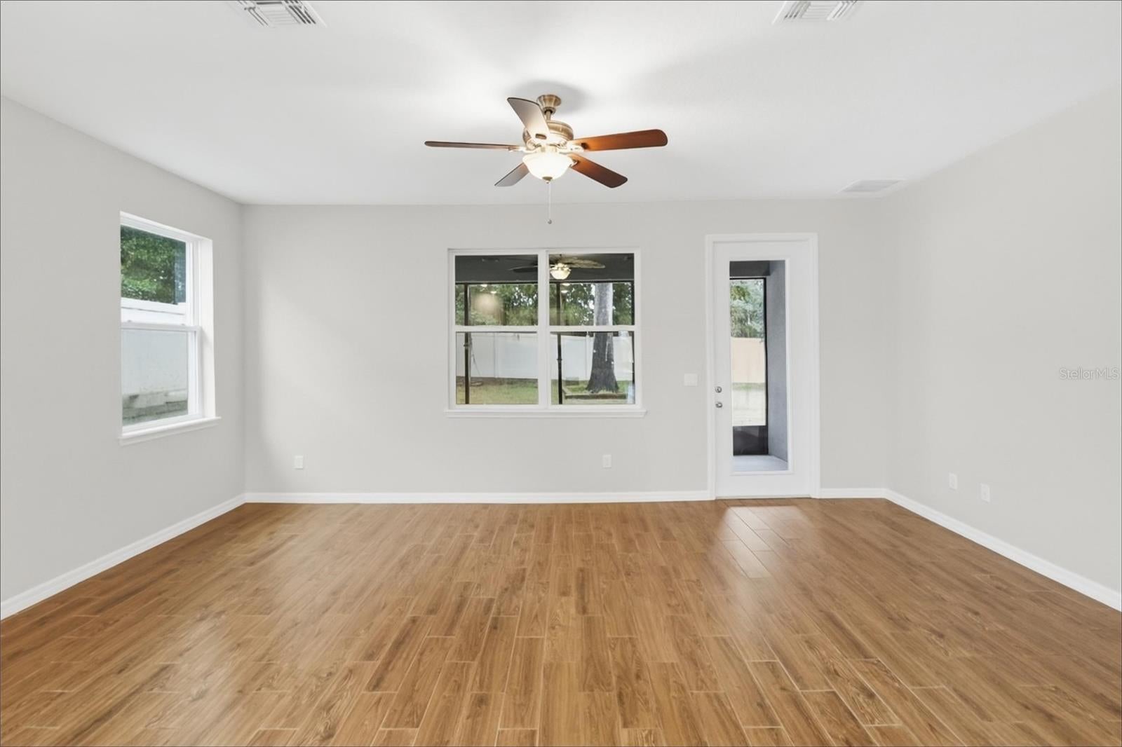 827 DAYBREAK PLACE