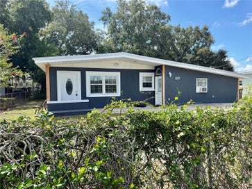 107 SHIRLEY COURT EAGLE LAKE FL 33839