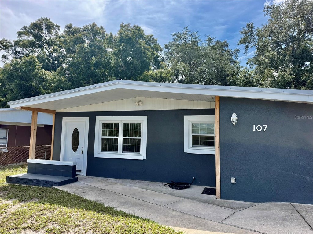 Photo of 107 Shirley Court, Eagle Lake, FL 33839 (MLS # P4939971)