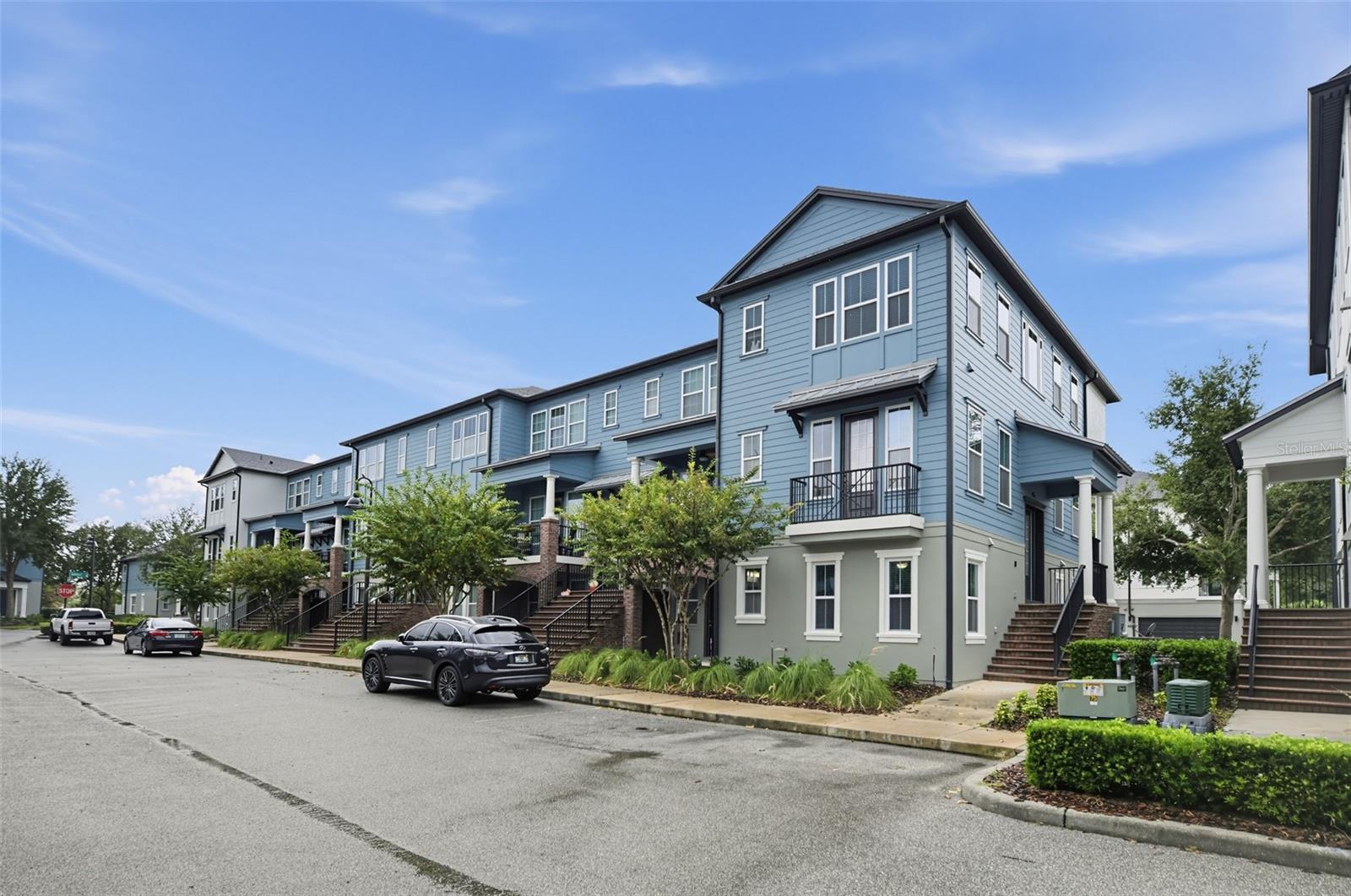 885 TARAMUNDI DRIVE