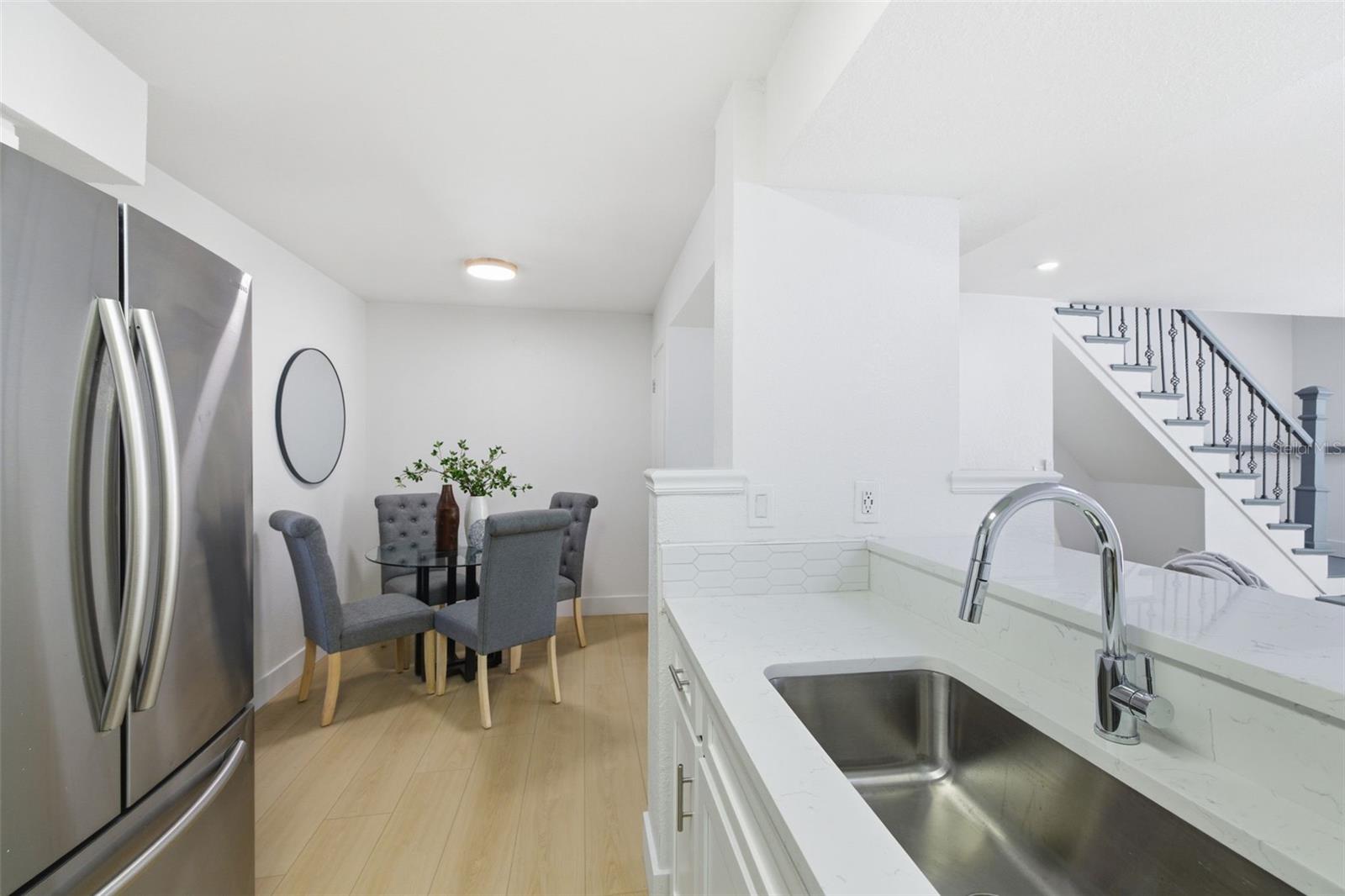 CHATEAUX DE VILLE - Residential