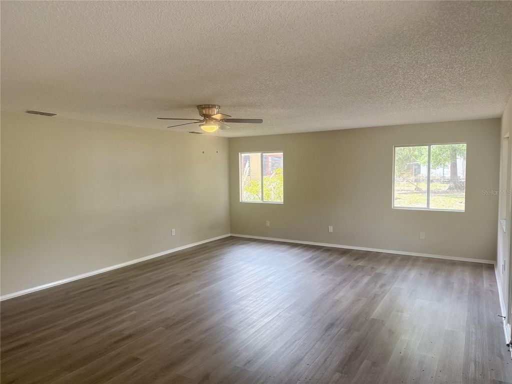 Photo of 11345 SE 188th Avenue, Ocklawaha, FL 32179 (MLS # OM724588)