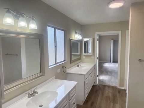 Tiny photo for 11345 SE 188th Avenue, Ocklawaha, FL 32179 (MLS # OM724588)