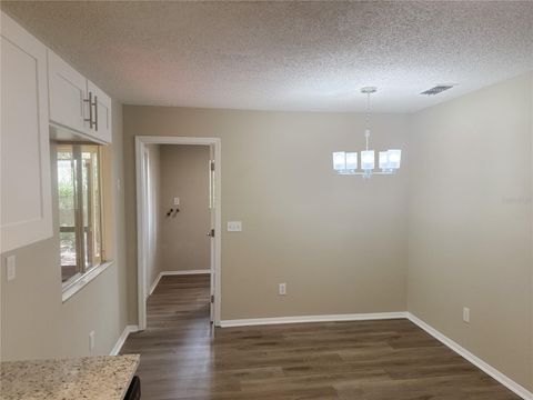 Tiny photo for 11345 SE 188th Avenue, Ocklawaha, FL 32179 (MLS # OM724588)