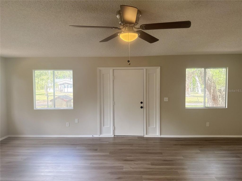 Photo of 11345 SE 188th Avenue, Ocklawaha, FL 32179 (MLS # OM724588)