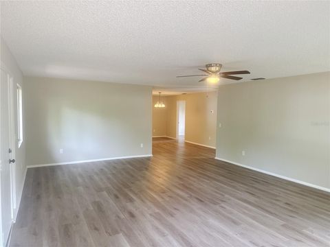 Tiny photo for 11345 SE 188th Avenue, Ocklawaha, FL 32179 (MLS # OM724588)