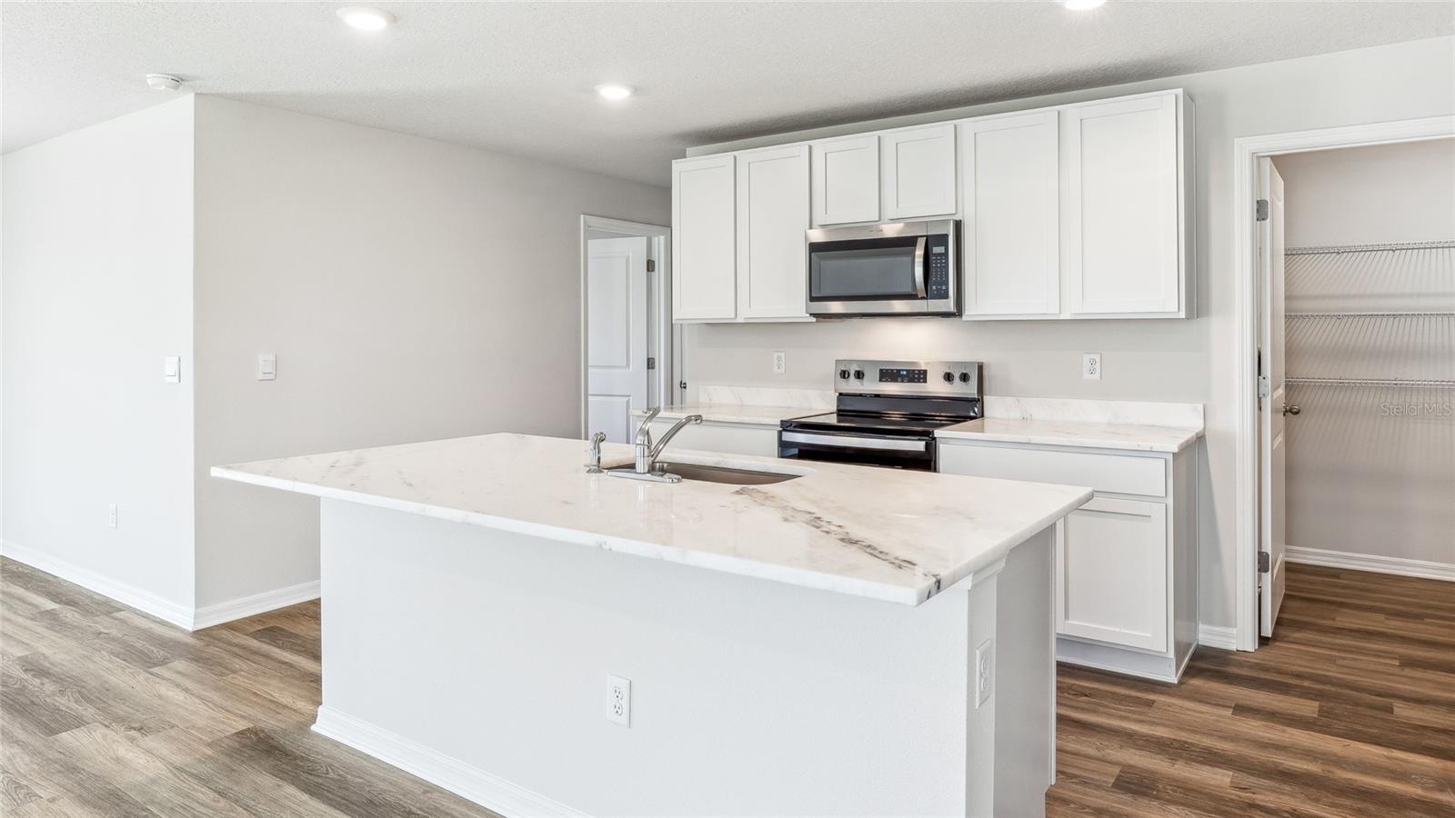 STAR FARMS AT LAKEWOOD RANCH - Residential