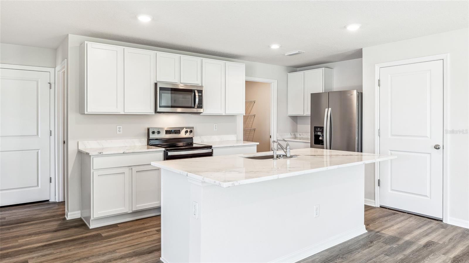 STAR FARMS AT LAKEWOOD RANCH - Residential