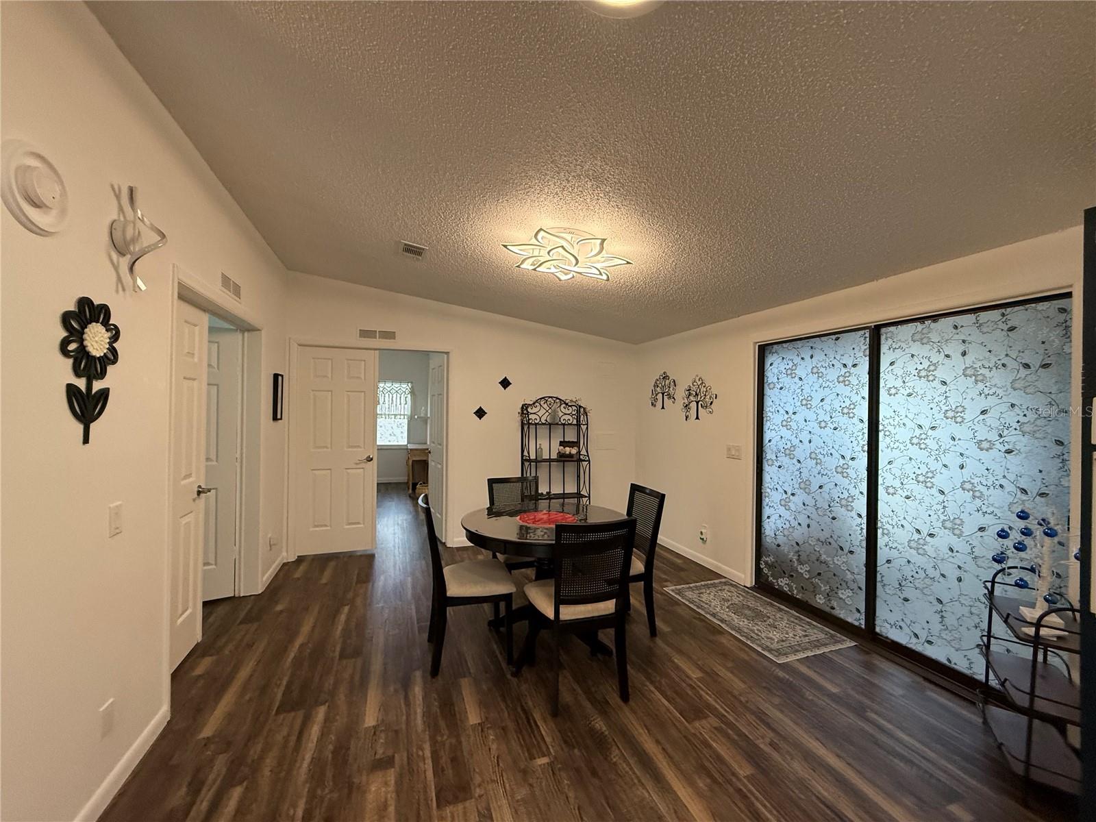 LADY LAKE ORANGE BLOSSOM GARDENS UNIT 10 - Residential