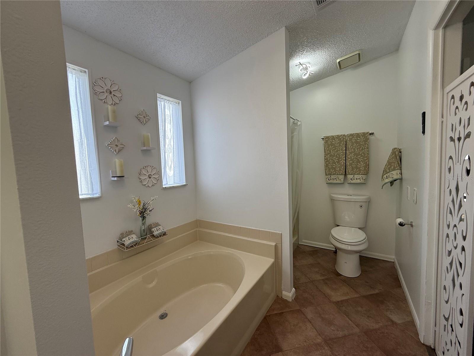 LADY LAKE ORANGE BLOSSOM GARDENS UNIT 10 - Residential