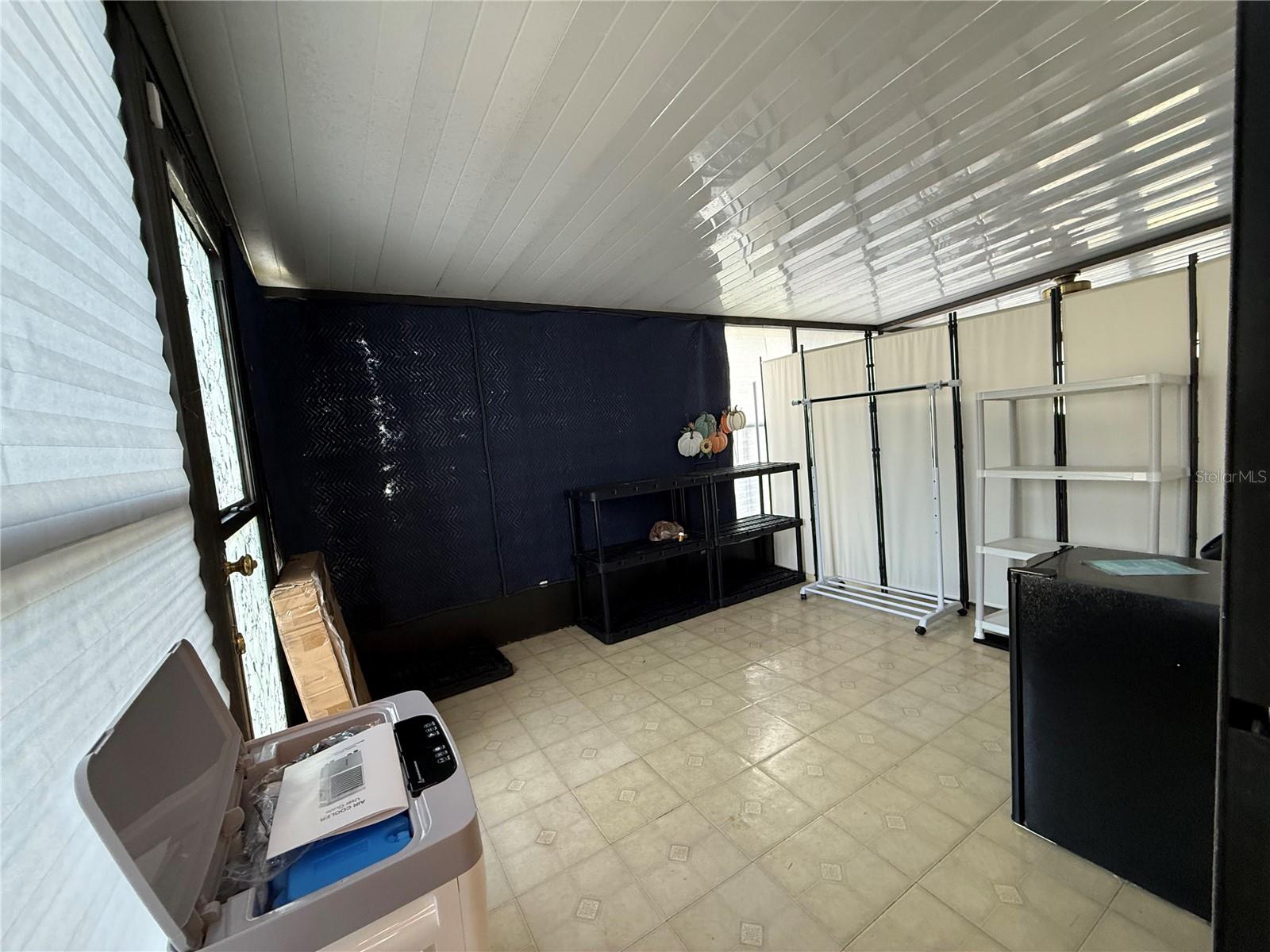 LADY LAKE ORANGE BLOSSOM GARDENS UNIT 10 - Residential