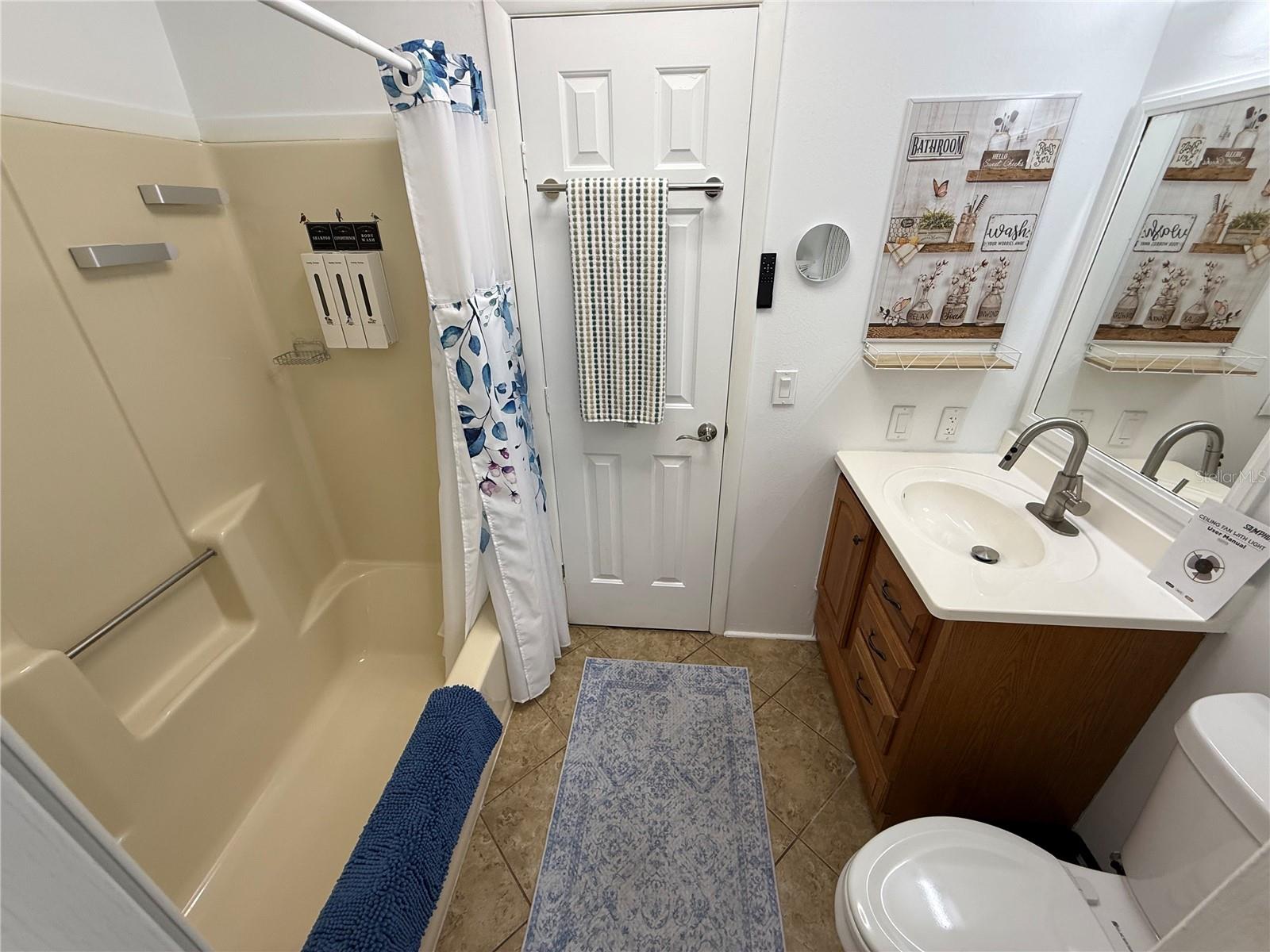 LADY LAKE ORANGE BLOSSOM GARDENS UNIT 10 - Residential