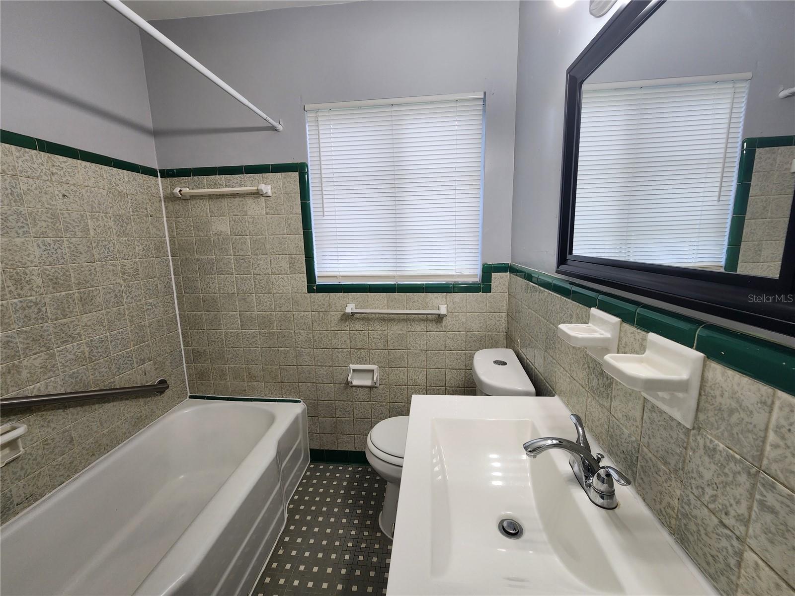 LAKE SHORE TERRACE - Residential Lease