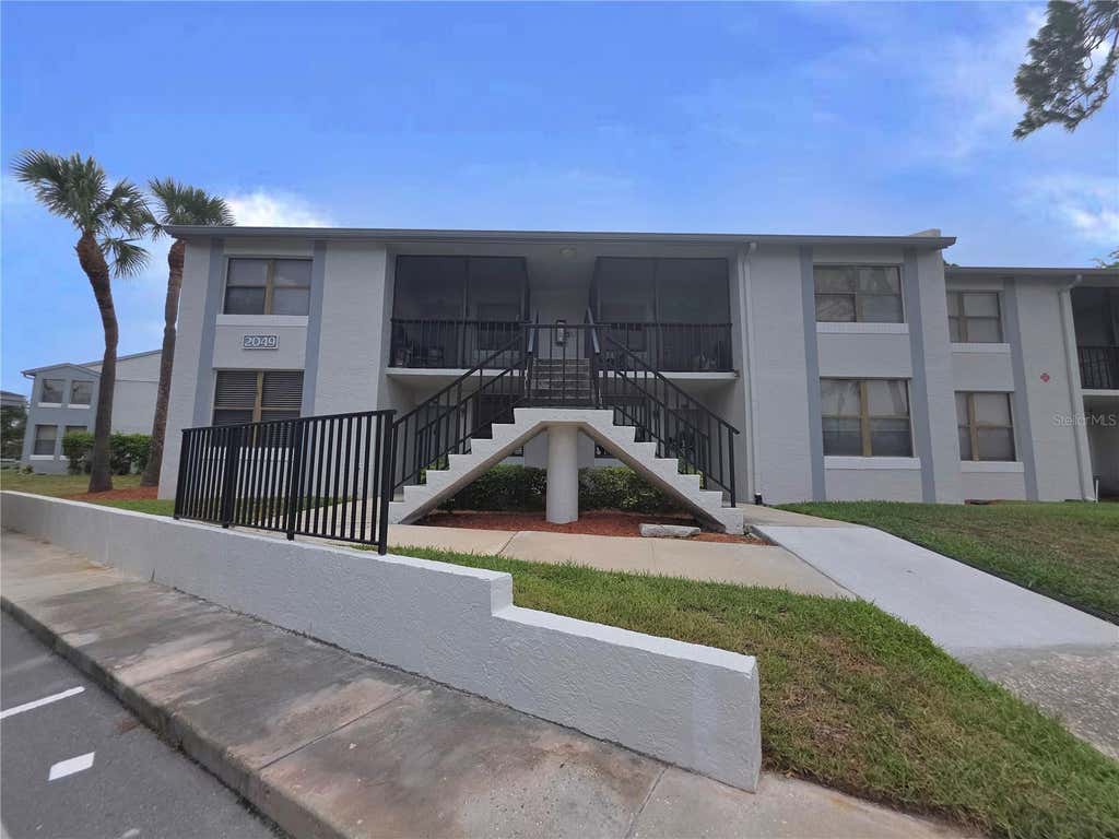 Photo of 2049 Skimmer Court W #311, Clearwater, FL 33762 (MLS # TB8534674)