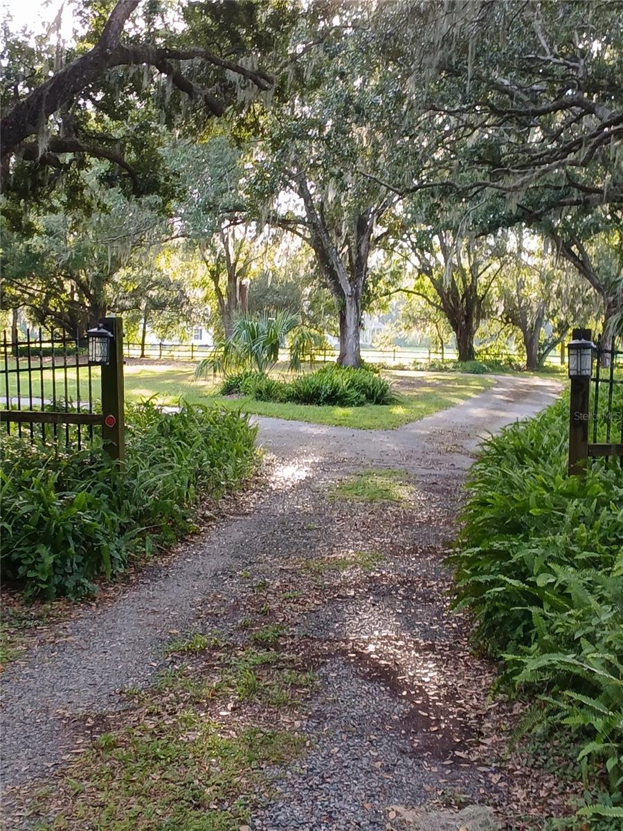 DANIELS ACRES PLATTED SUB - Residential