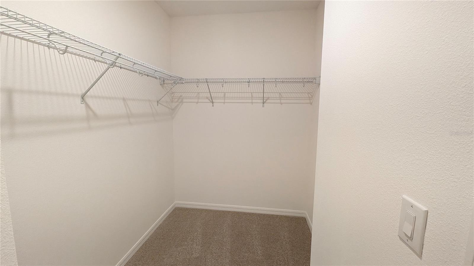 TRINITY LAKES - Residential Lease