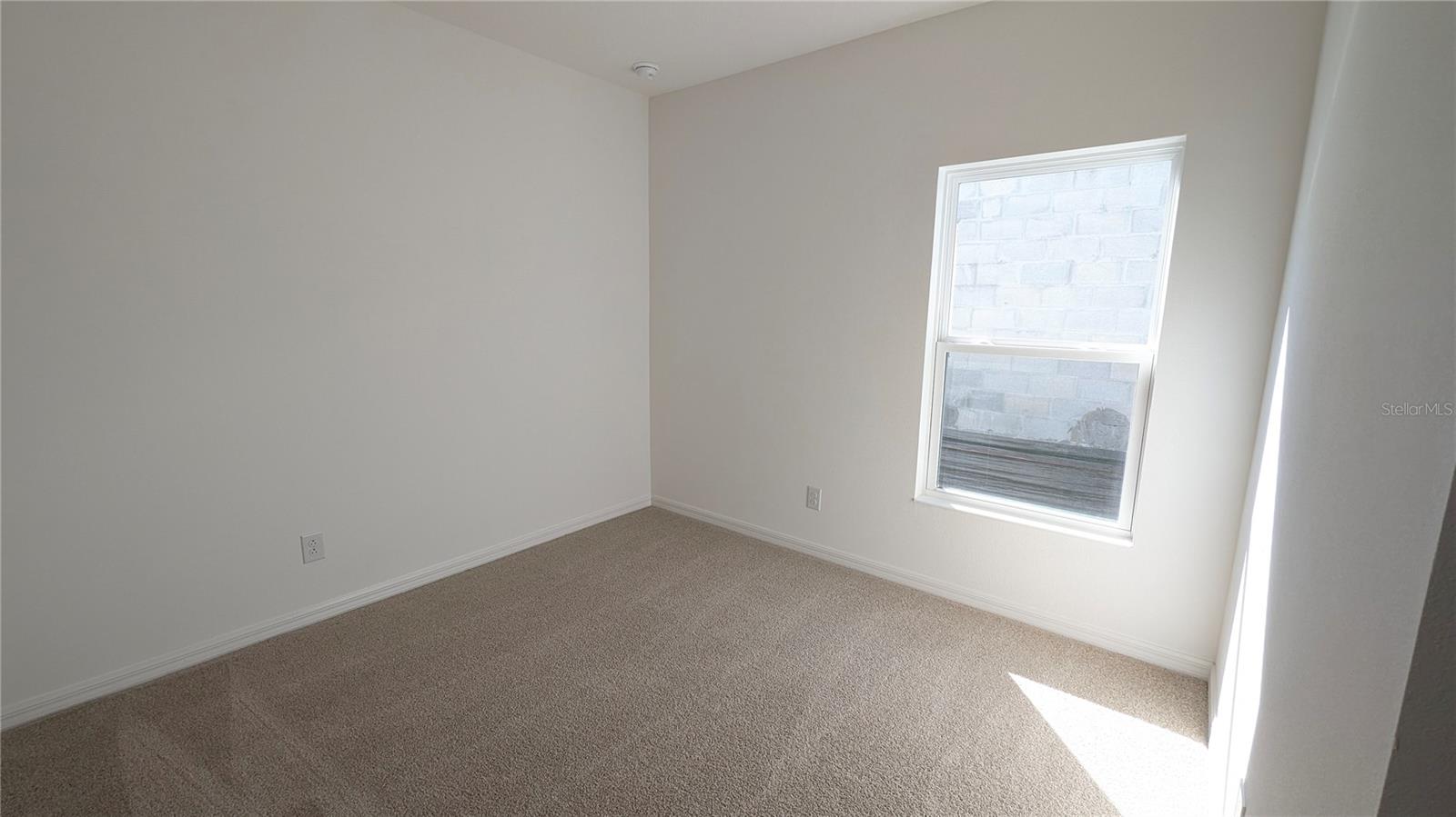 TRINITY LAKES - Residential Lease