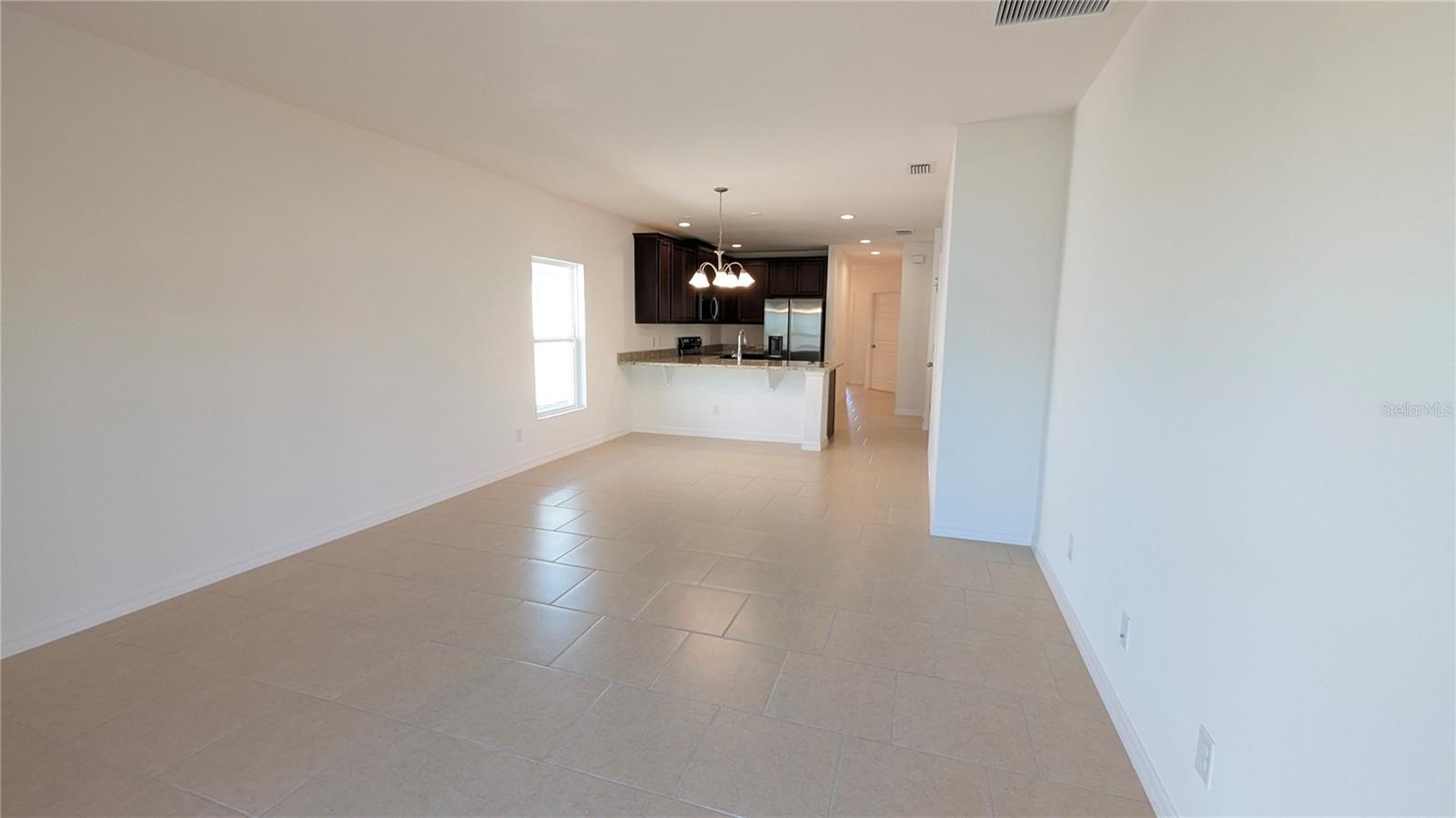 TRINITY LAKES - Residential Lease