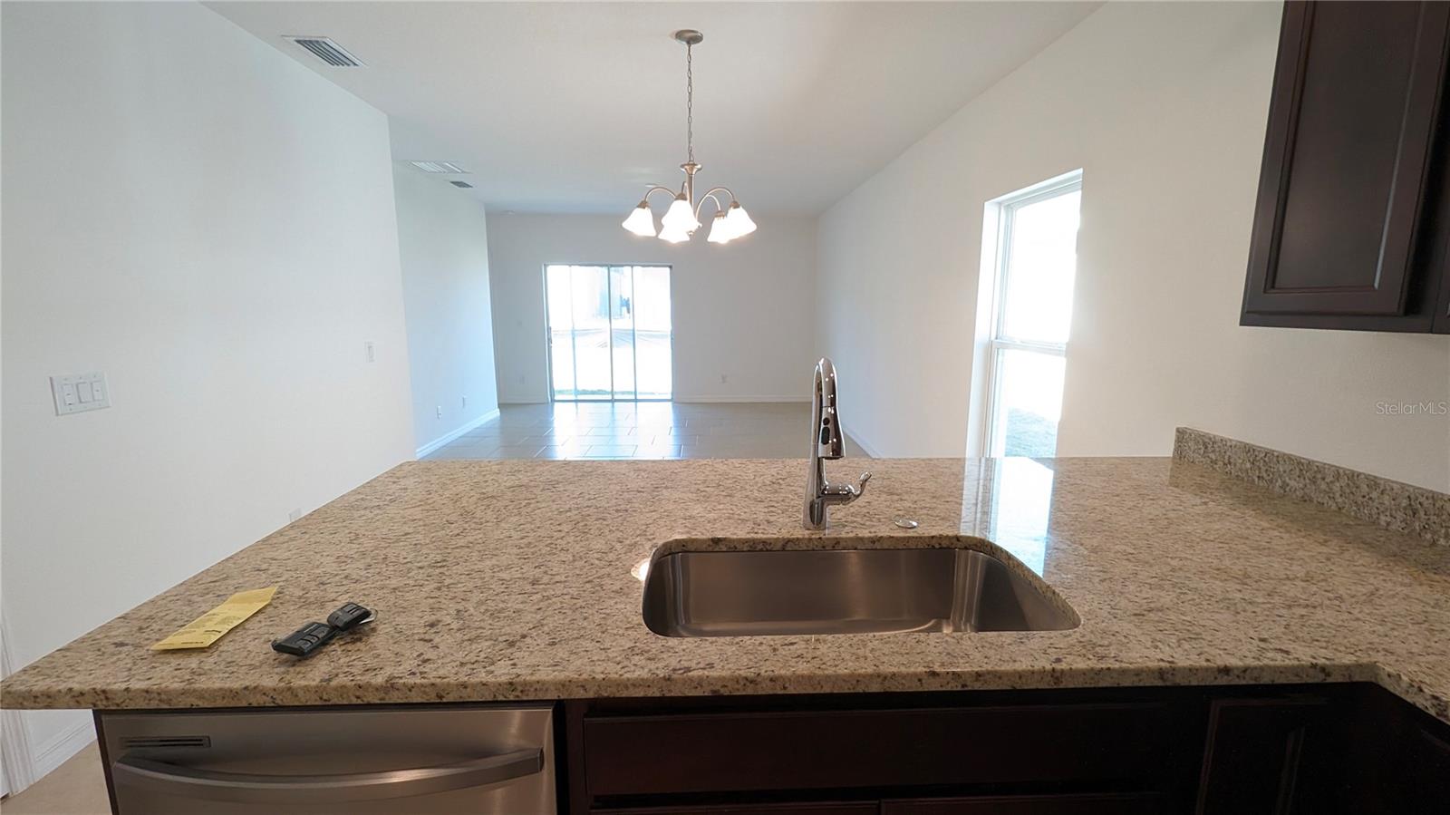 TRINITY LAKES - Residential Lease