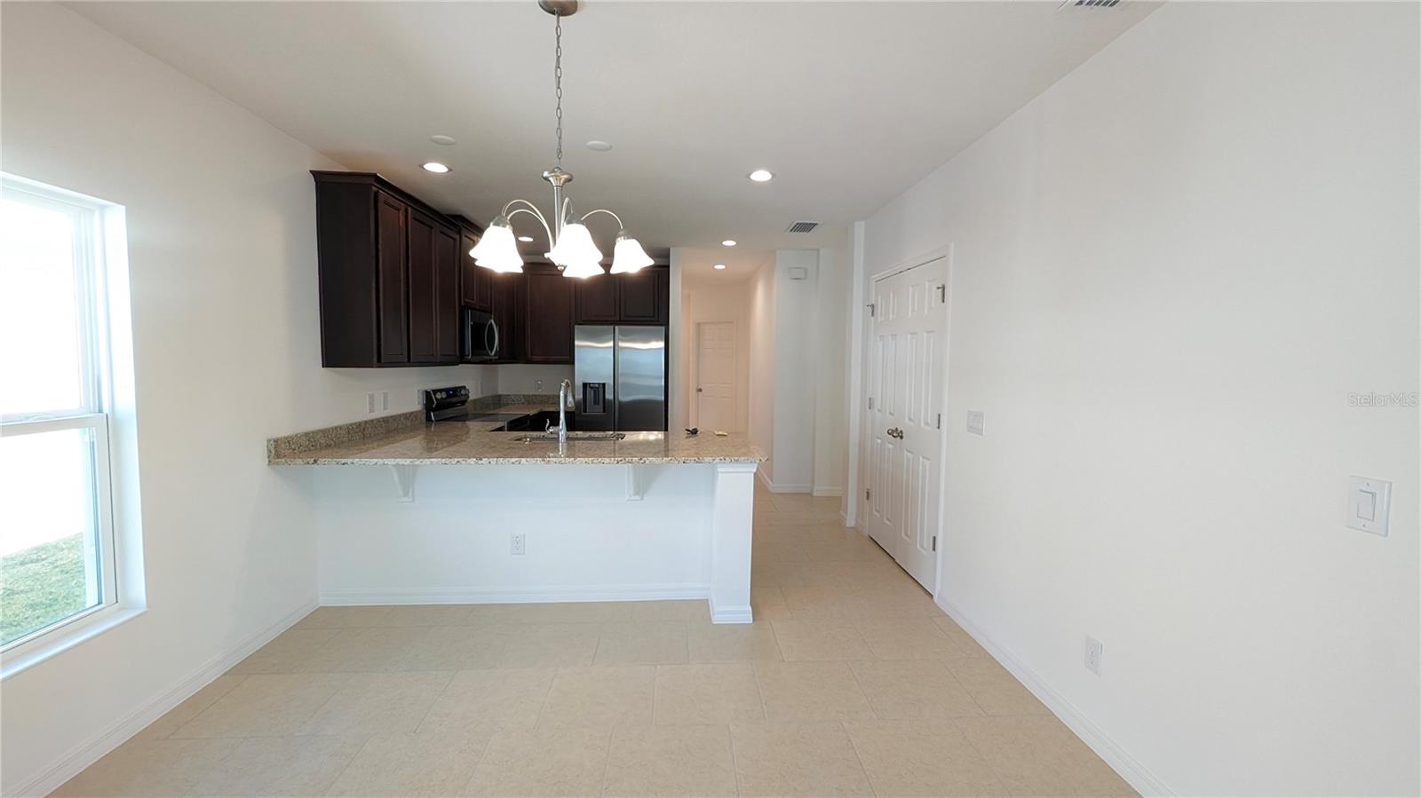 TRINITY LAKES - Residential Lease