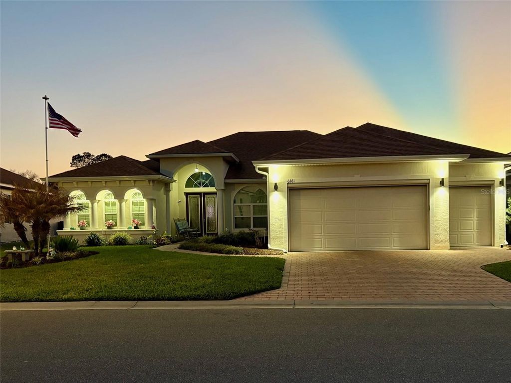 Photo of 6261 Pinehurst Loop, Winter Haven, FL 33884 (MLS # L4959857)