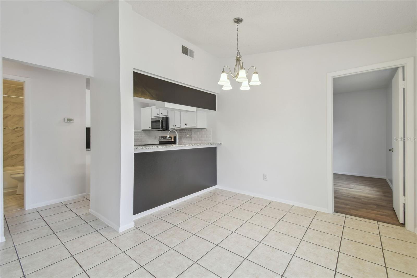 3964 DREAM OAK PL 201