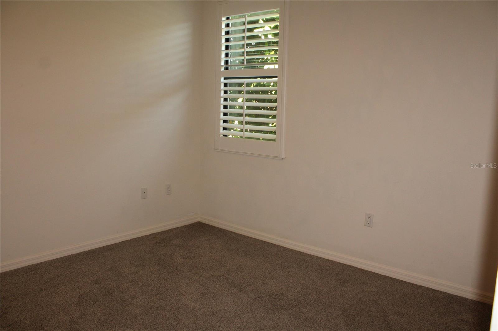 GREYHAWK LANDING WEST PH III - Residential Lease