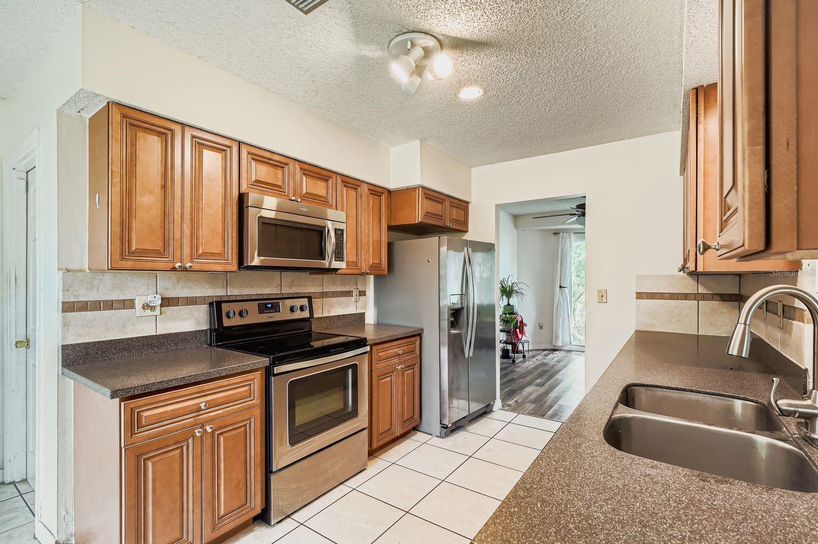 WHITFIELD COUNTRY CLUB ESTATES 1 - Residential