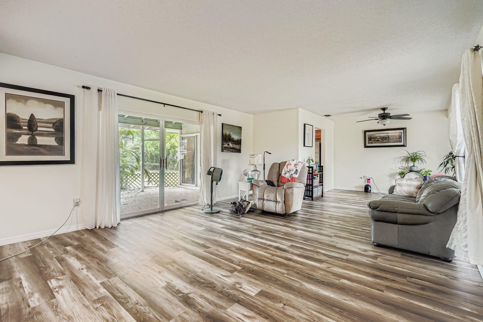 WHITFIELD COUNTRY CLUB ESTATES 1 - Residential