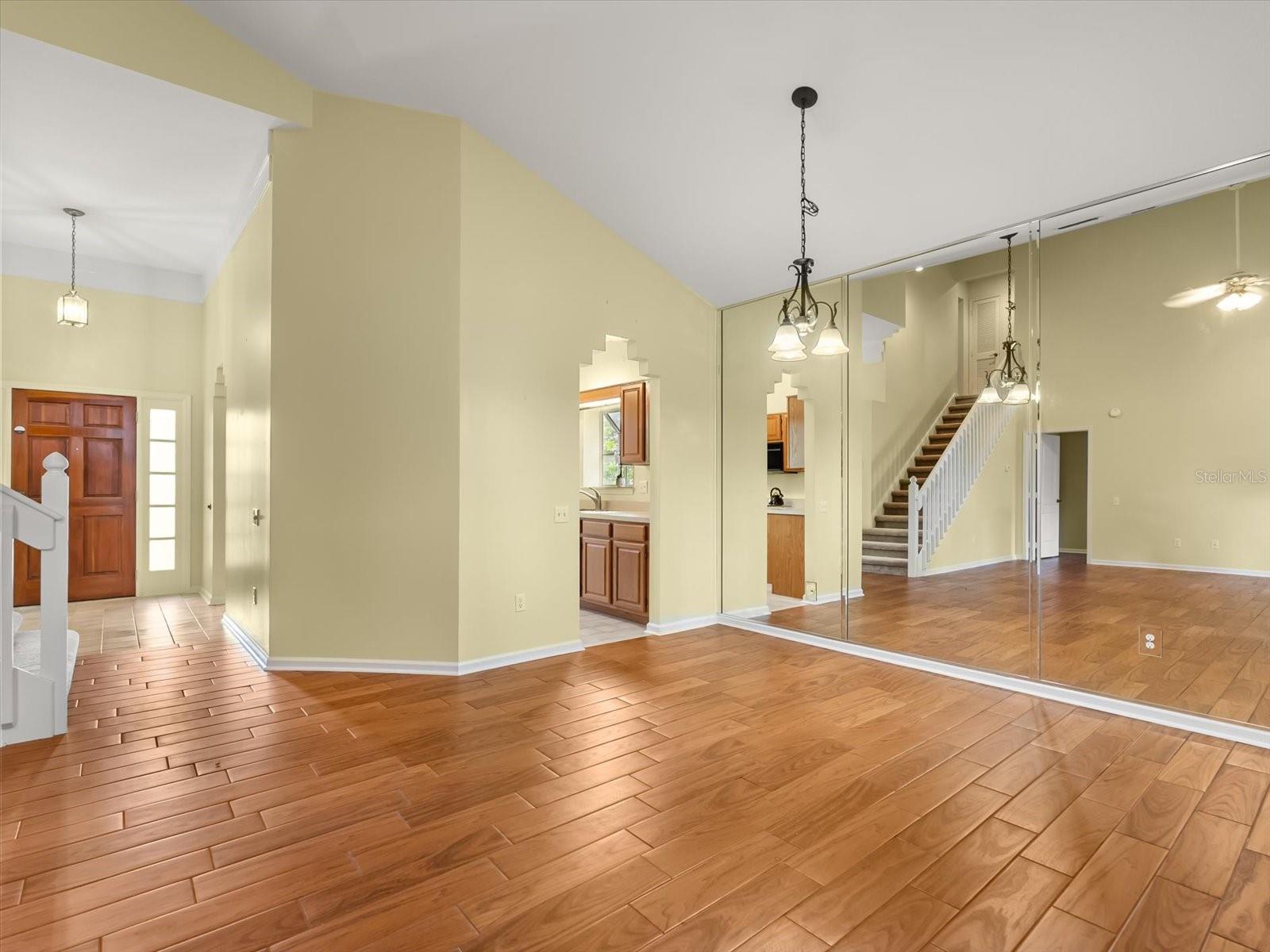 3561 VENTURA CLUB CIRCLE