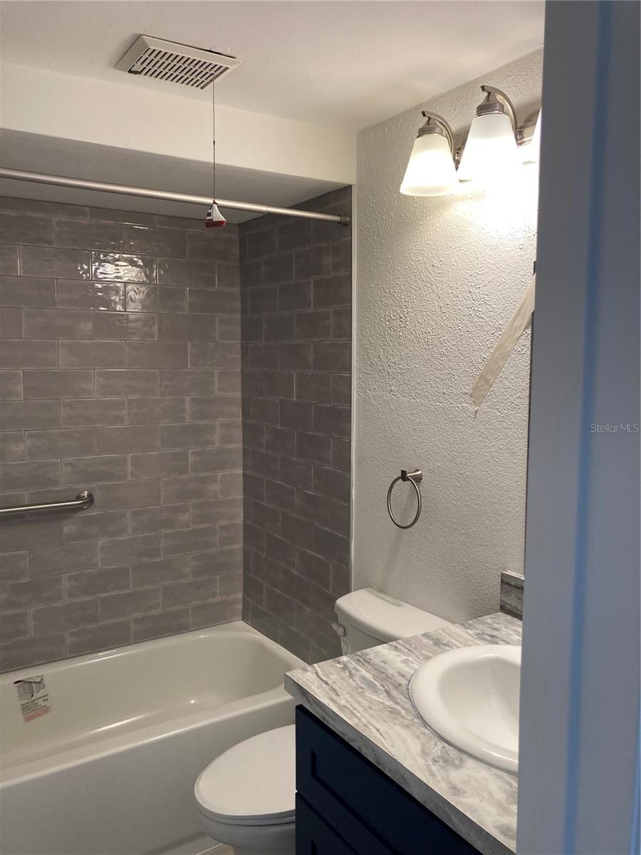 GARDENS OF BEACON SQUARE CONDO - Residential