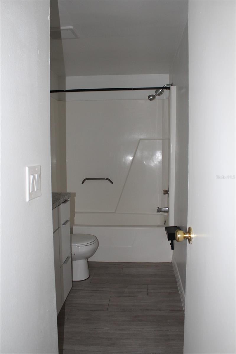 TIMBERLANE SUB UNIT 2 - Residential Lease