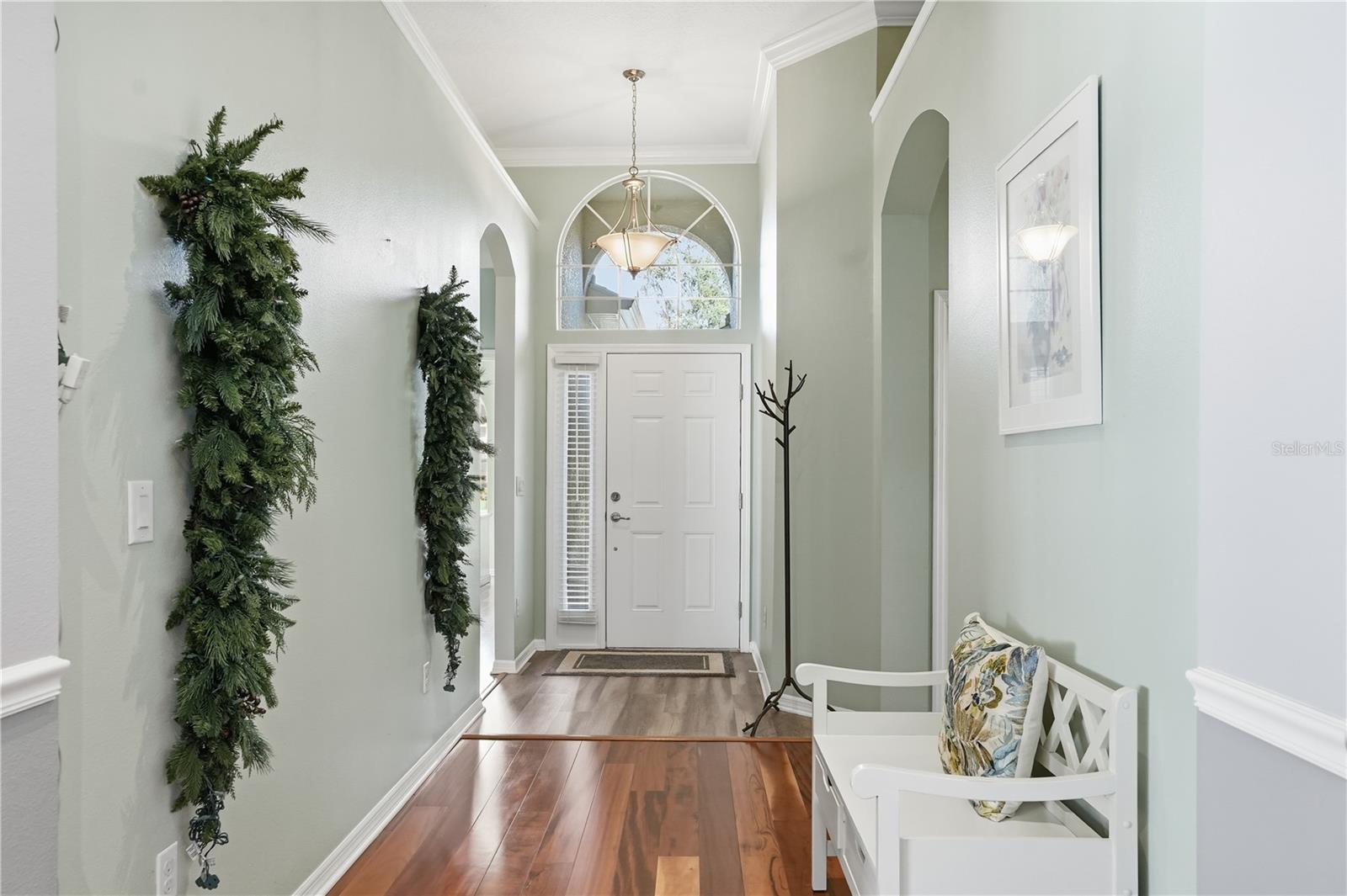 WATERS EDGE 03 - Residential