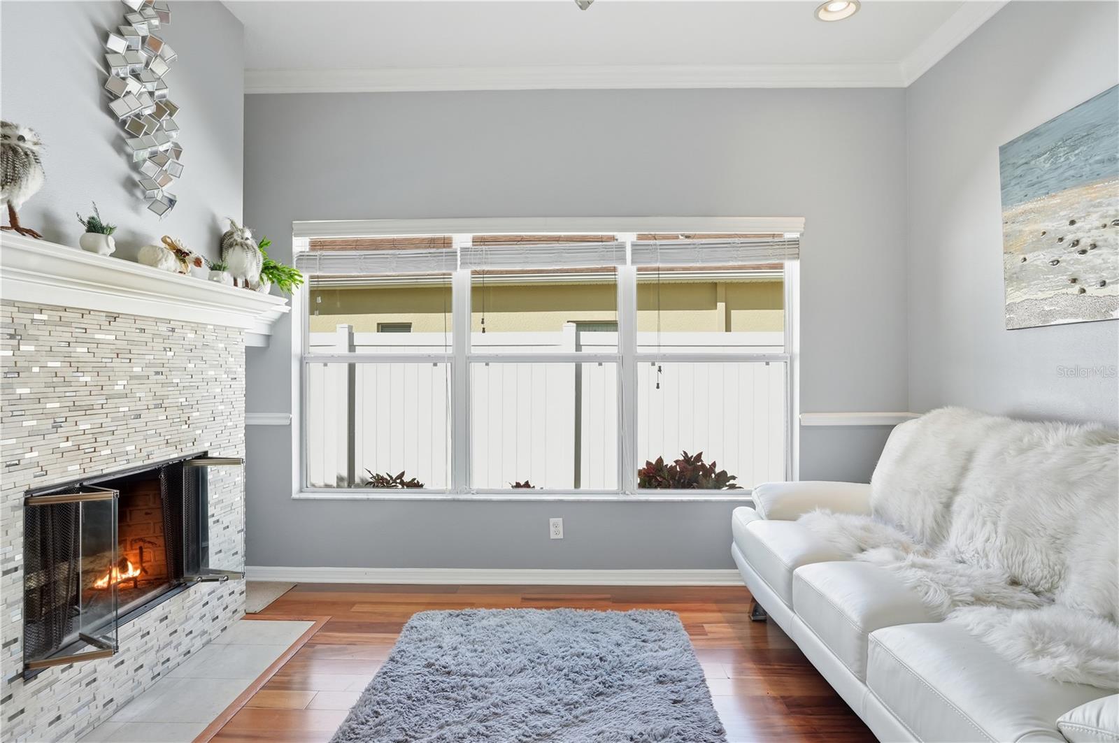 WATERS EDGE 03 - Residential