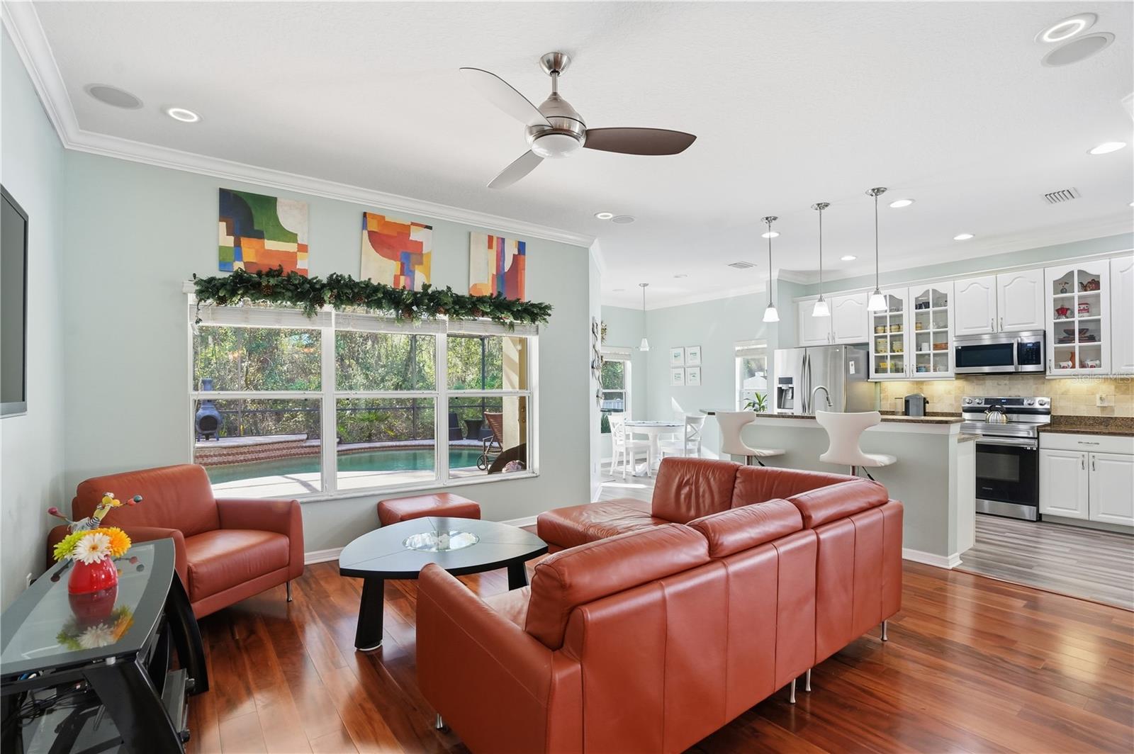 WATERS EDGE 03 - Residential