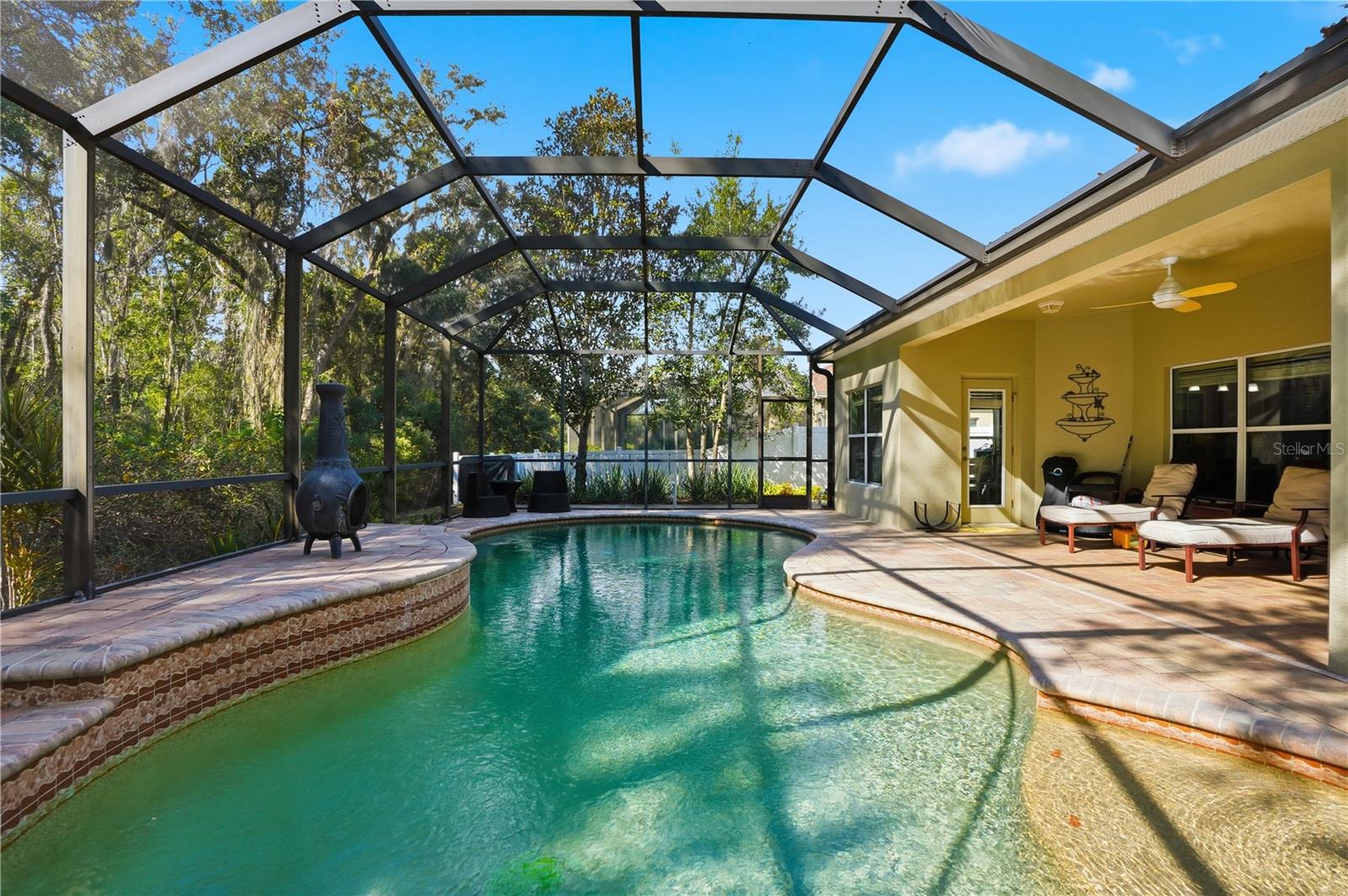 WATERS EDGE 03 - Residential