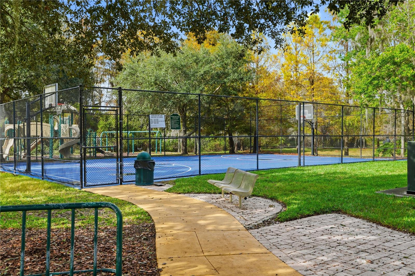 WATERS EDGE 03 - Residential