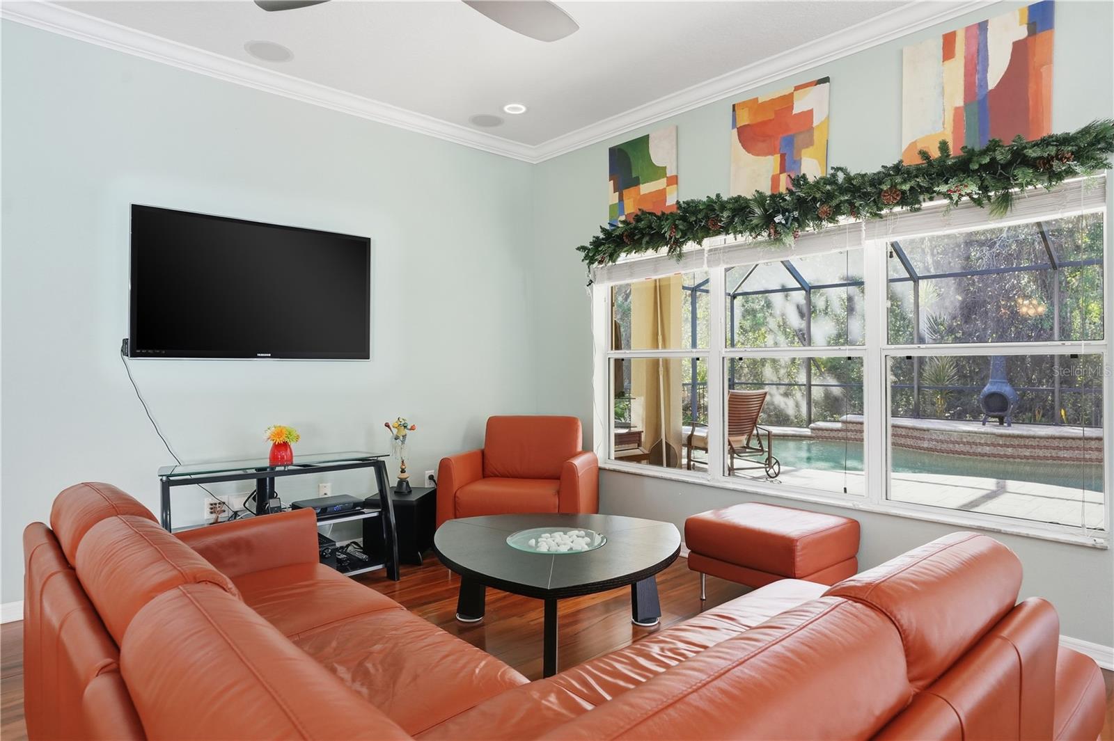 WATERS EDGE 03 - Residential