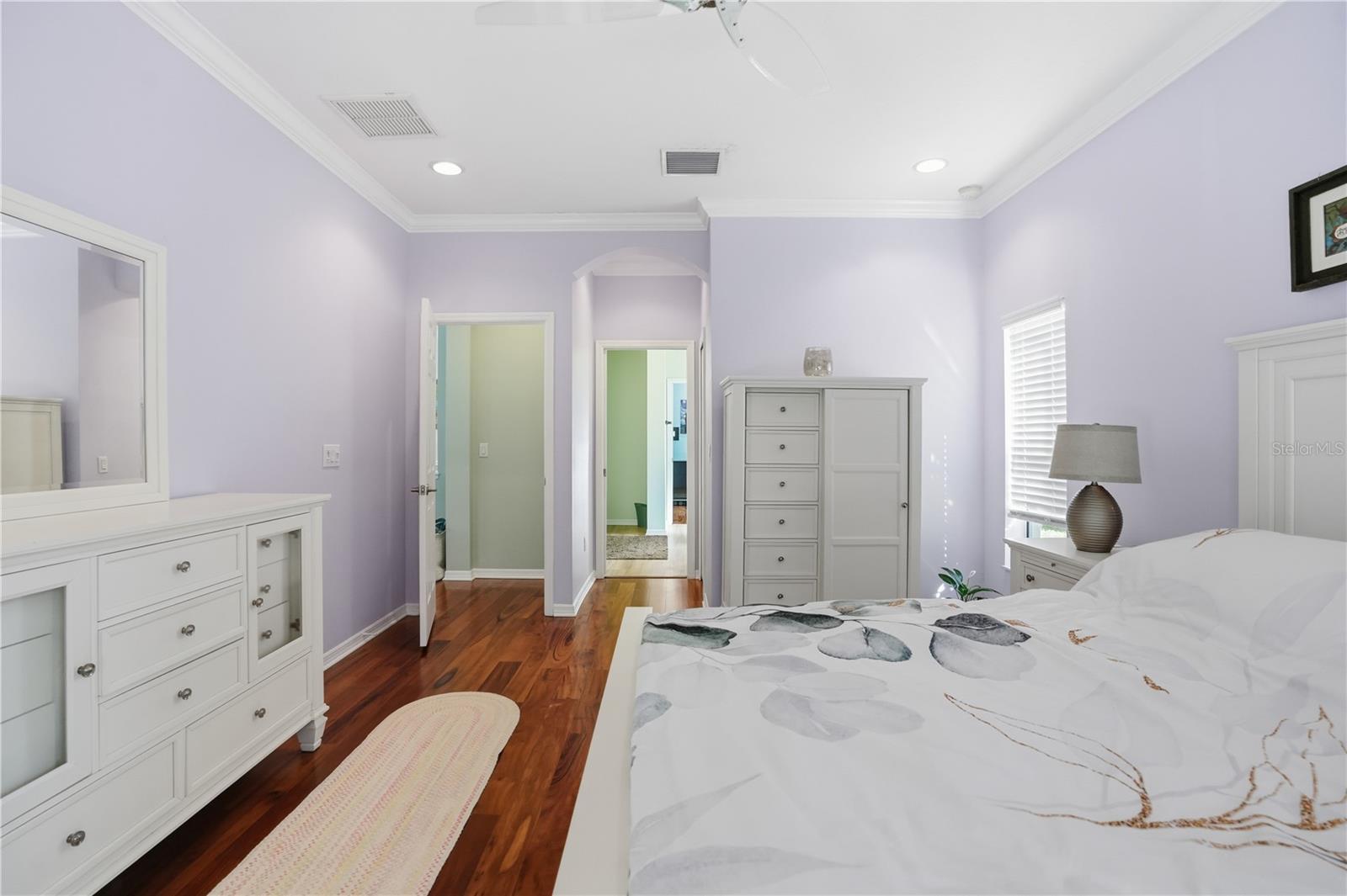 WATERS EDGE 03 - Residential