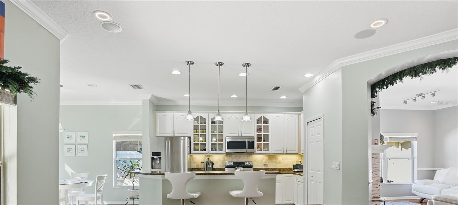 WATERS EDGE 03 - Residential