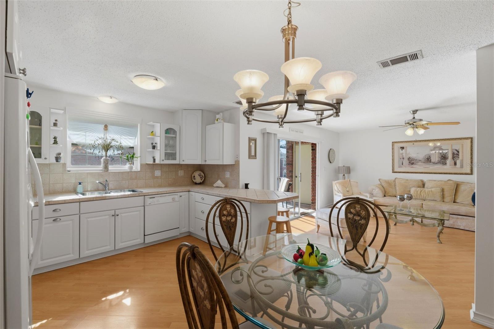 PATRIOT SQUARE APTS - Residential