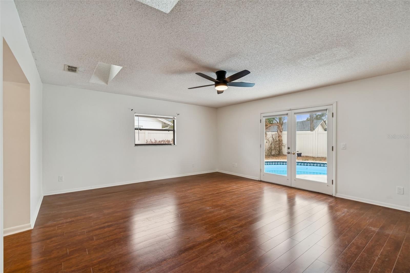 WINTER PARK PINES REP - Residential