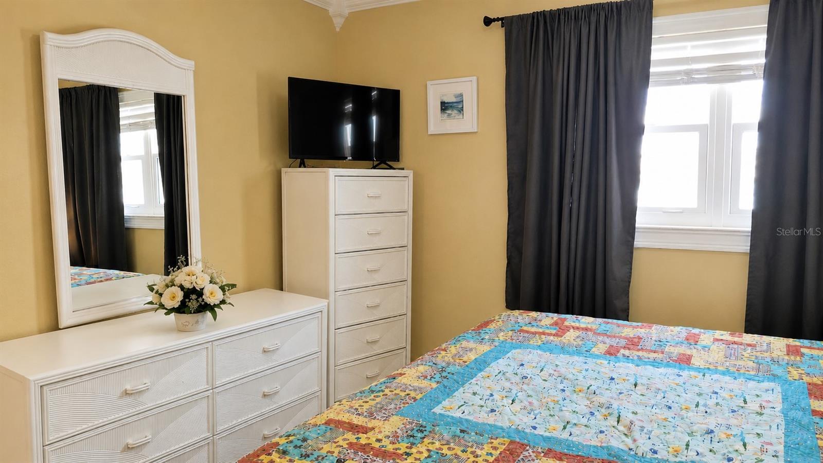 HARBOR HOUSE CONDOS - Residential