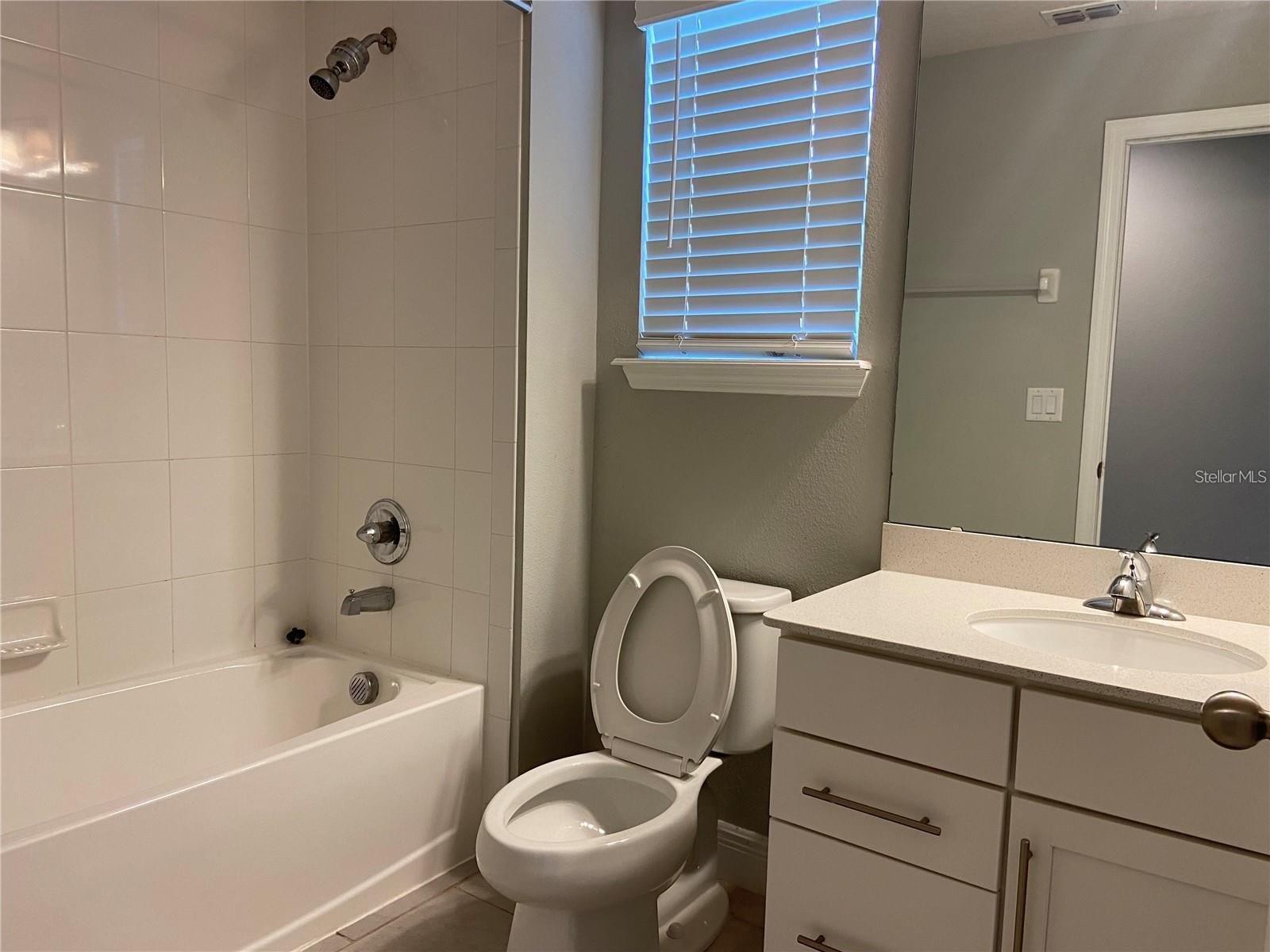 HAMILTON GARDENS - Residential Lease