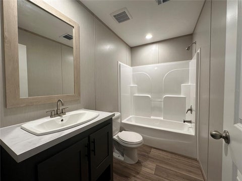 Tiny photo for 18 Robin Road, Wildwood, FL 34785 (MLS # G5119360)