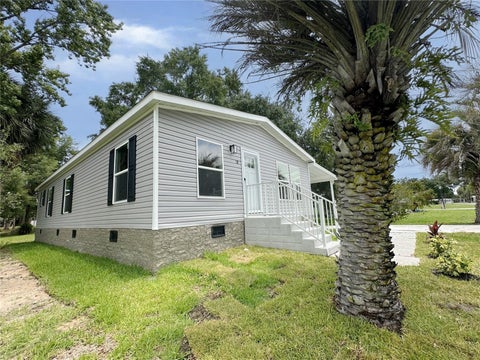Tiny photo for 18 Robin Road, Wildwood, FL 34785 (MLS # G5119360)