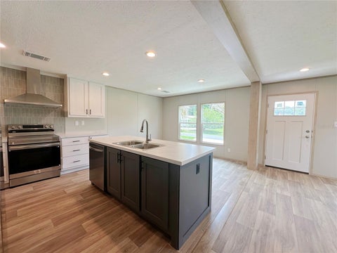 Tiny photo for 18 Robin Road, Wildwood, FL 34785 (MLS # G5119360)
