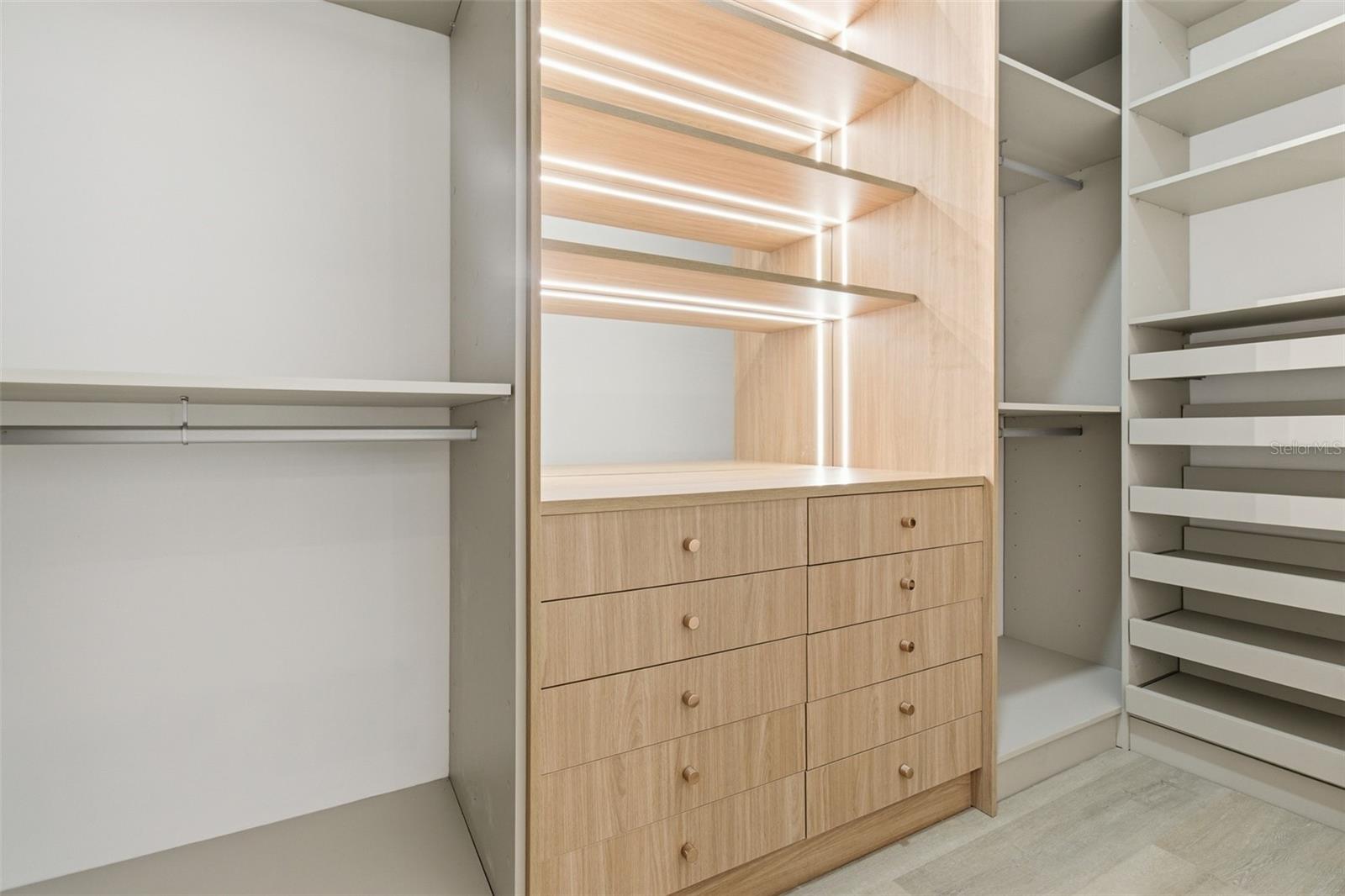 CITRUS SPGS UNIT 22 - Residential