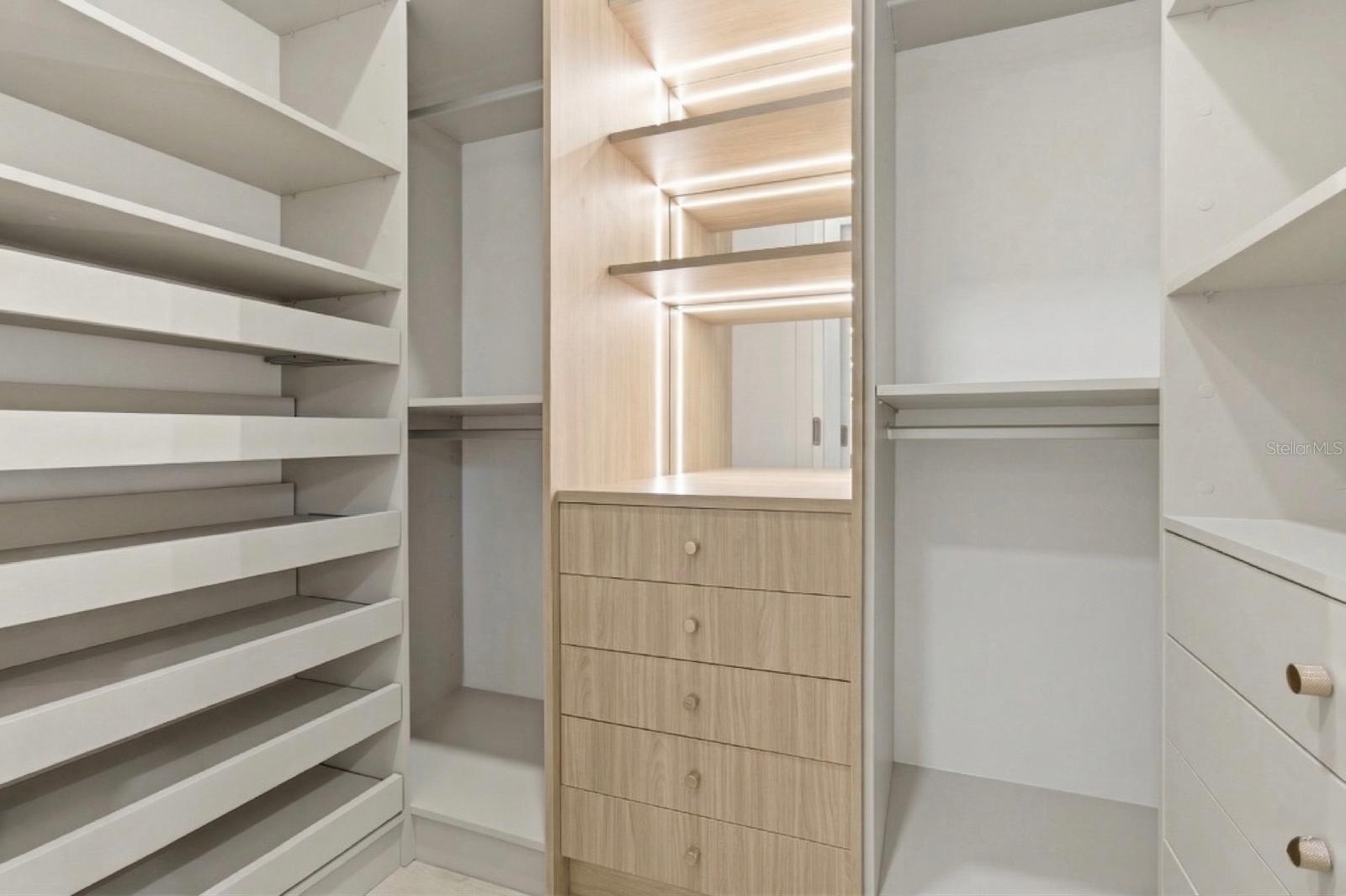 CITRUS SPGS UNIT 22 - Residential